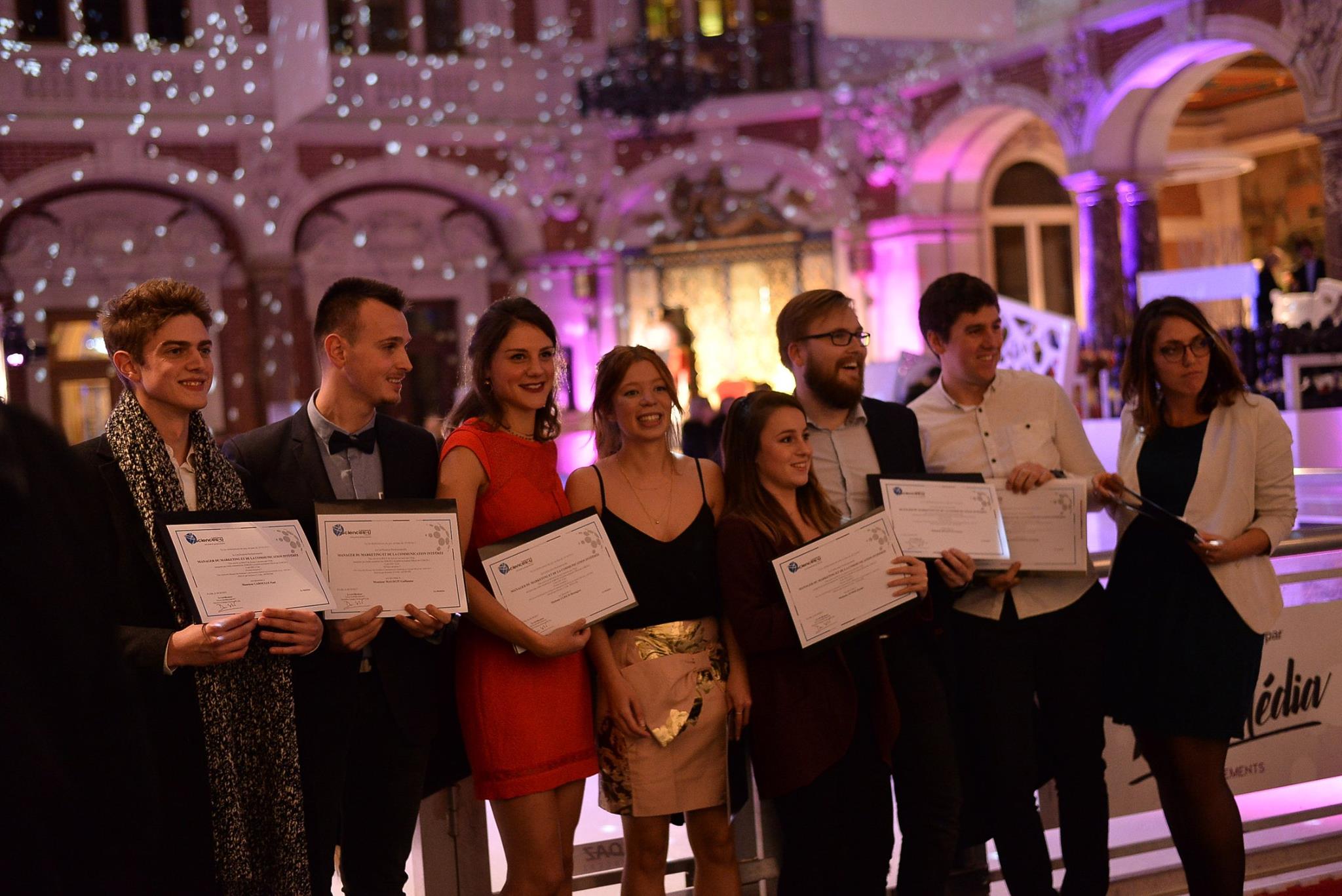 Remise de diplômes en fête à ESUPCOM Lille